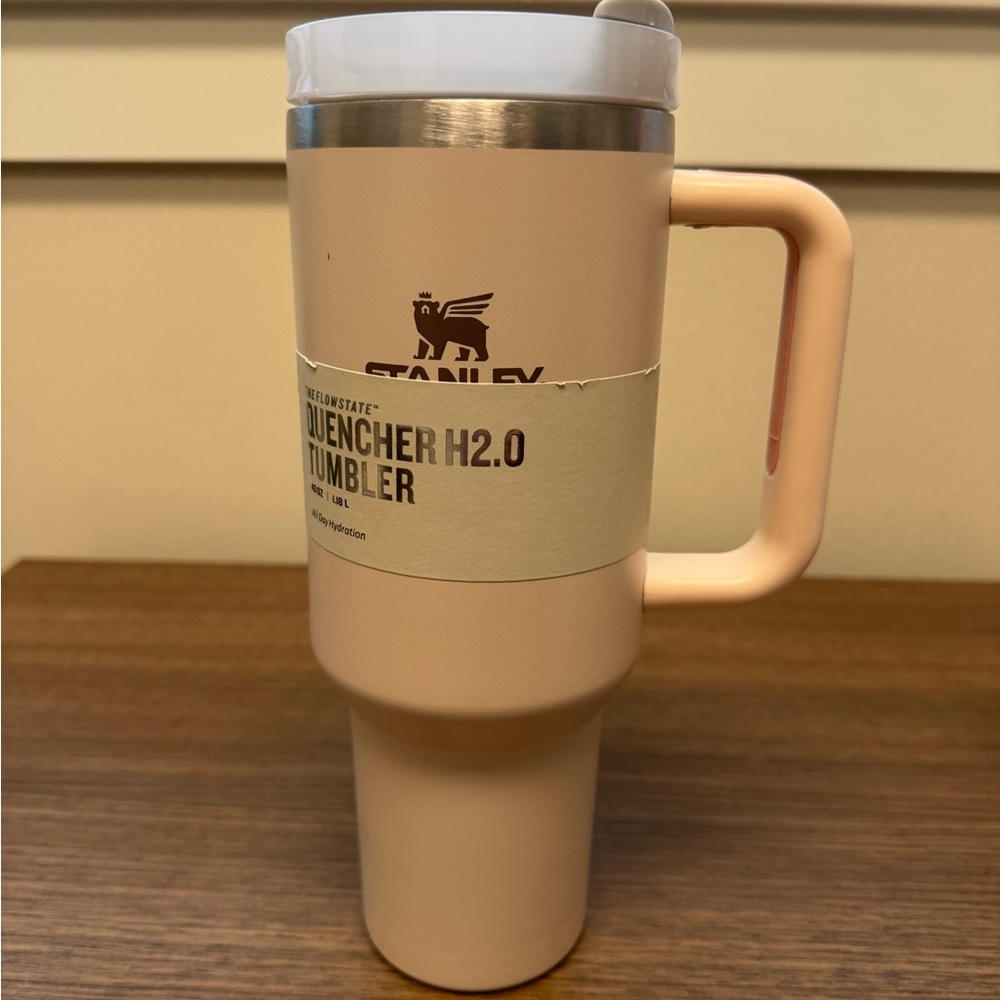 Stanley Quencher H2.0 Tumbler - Light Pink